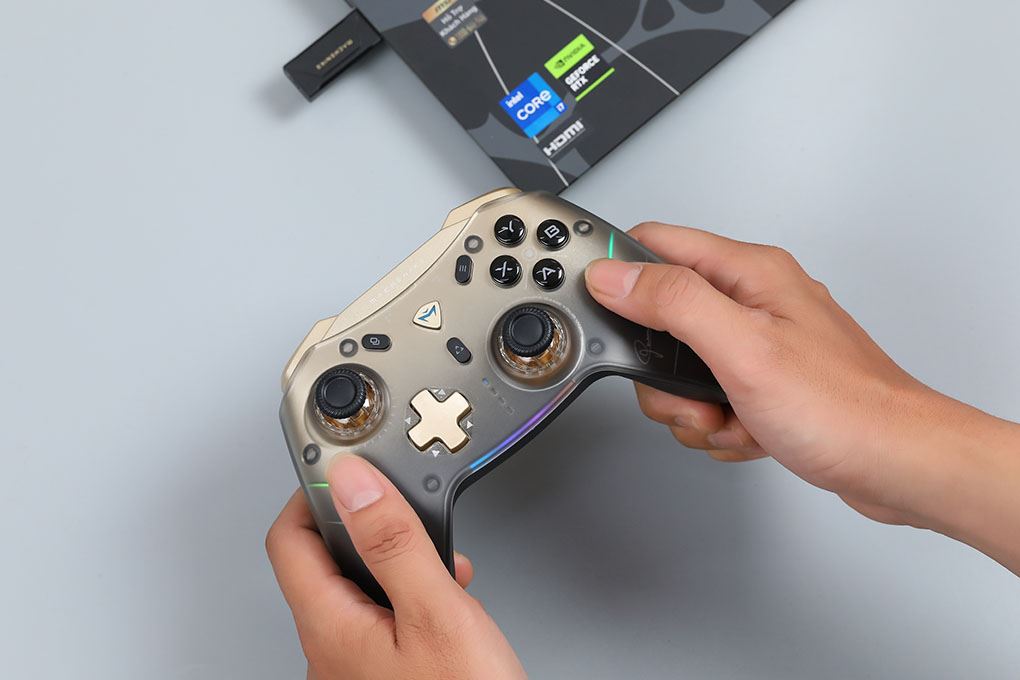 Tay cầm chơi game Machenike Đen Vàng G5 Pro V2 Premium Edition Màu Đen - Vàng