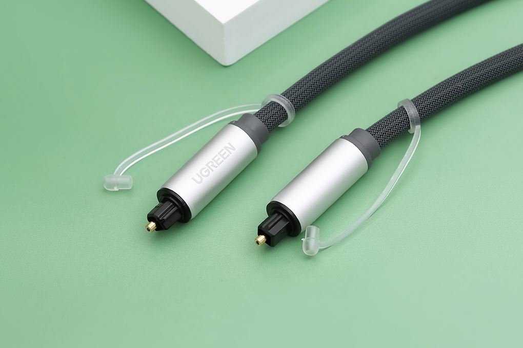 Cáp âm thanh quang Optical 1.5m Ugreen AV108 10542 Màu Đen