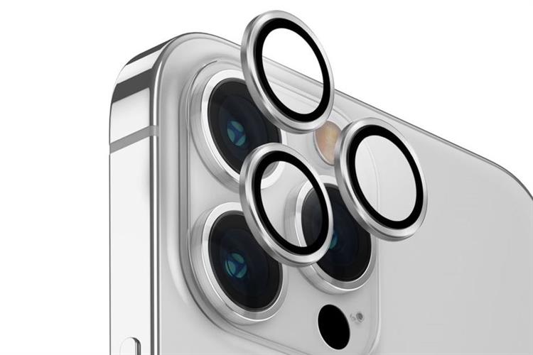 Miếng dán camera iPhone 15 Pro OPTIX ALUMINIUM UNIQ Màu Bạc