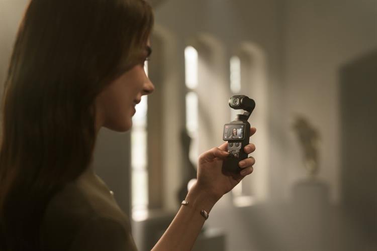 Camera kỹ thuật số DJI Osmo Pocket 4 Standard Combo_OP-041STD Màu Đen