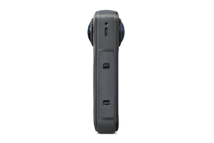 Camera hành trình Insta360 X5 Essentials Bundle Màu Đen