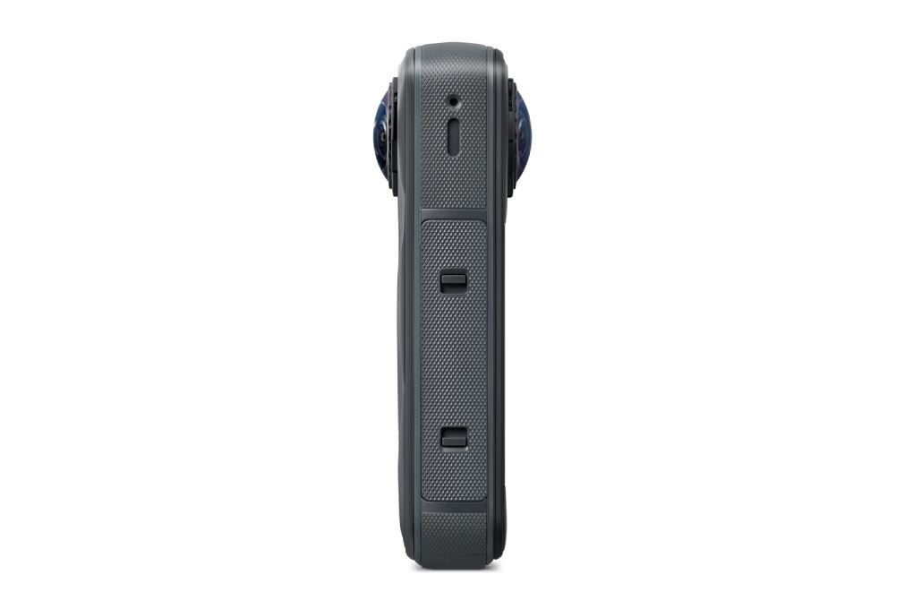 Camera hành trình Insta360 X5 Essentials Bundle Màu Đen
