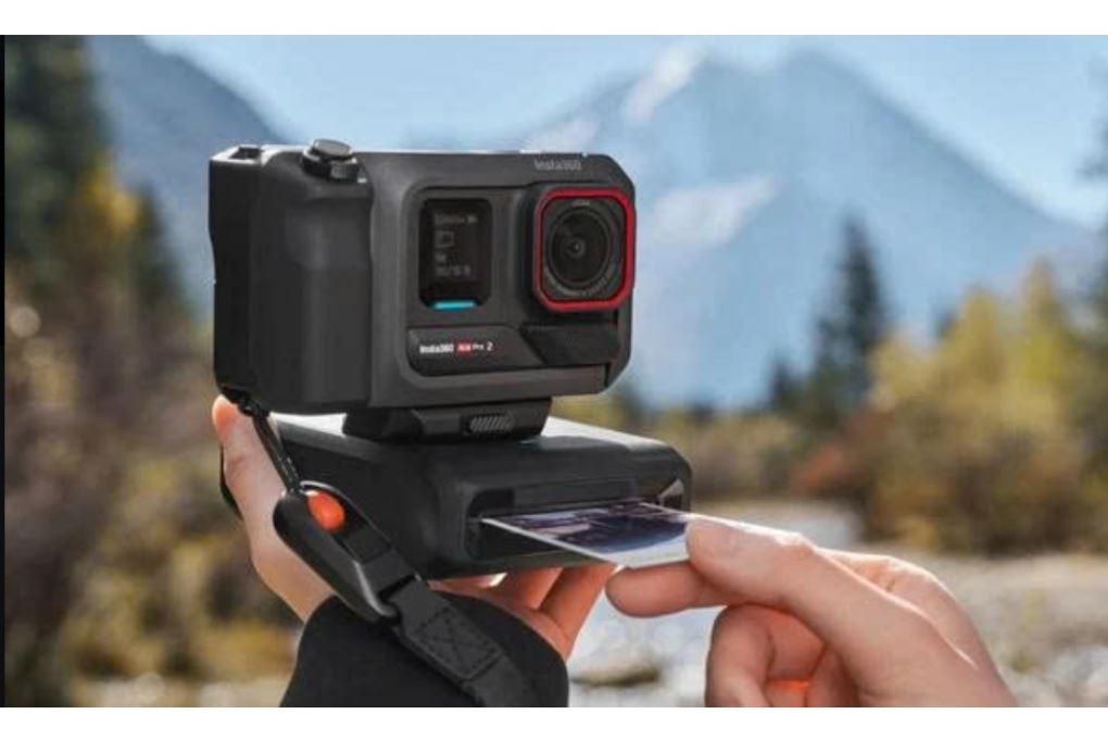Camera hành trình Insta360 Ace Pro 2 Flash Print Bundle Màu Đen