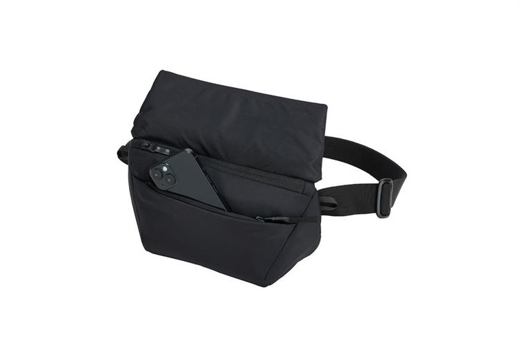 Túi đeo chéo Thule EnRoute Sling Bag 2L TESB5102 Màu Đen