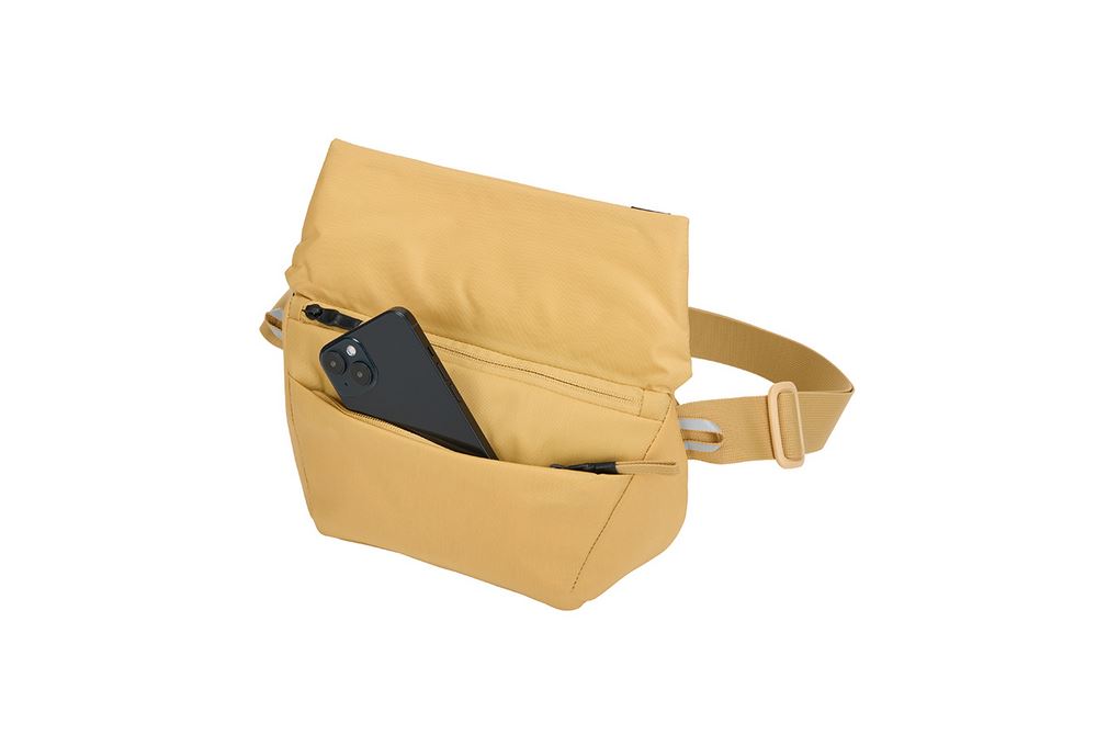 Túi đeo chéo Thule EnRoute Sling Bag 2L TESB5102 Màu Vàng