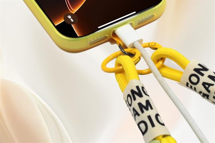 Dây Điện Thoại Đeo Tay AVA+ Vàng OCLSY-05 Màu Vàng