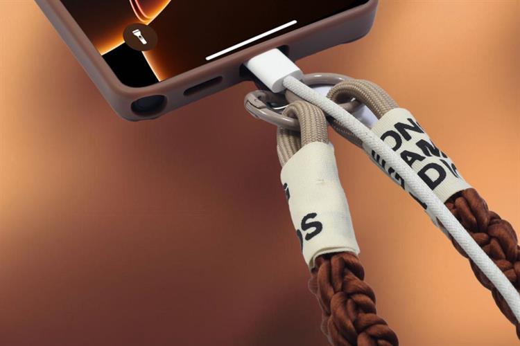 Dây Điện Thoại Đeo Tay AVA+ Nâu OCLSY-05 Màu Nâu