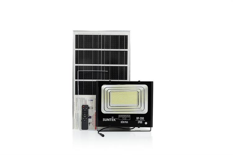 Đèn pha năng lượng mặt trời nhôm SUNTEK RP-200 16.96W Màu Đen
