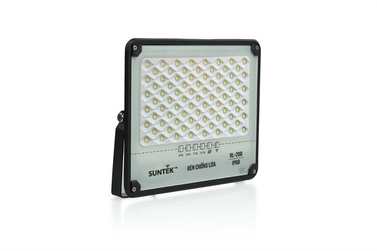 Đèn pha năng lượng mặt trời nhôm SUNTEK RL-200 18W Màu Đen