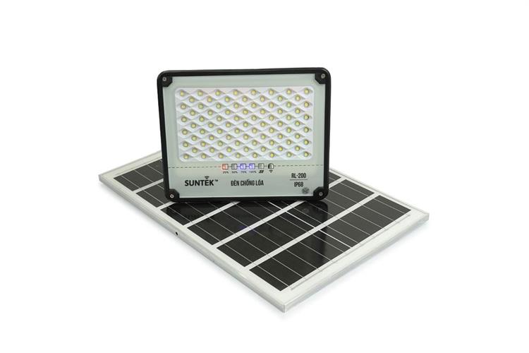 Đèn pha năng lượng mặt trời nhôm SUNTEK RL-200 18W Màu Đen