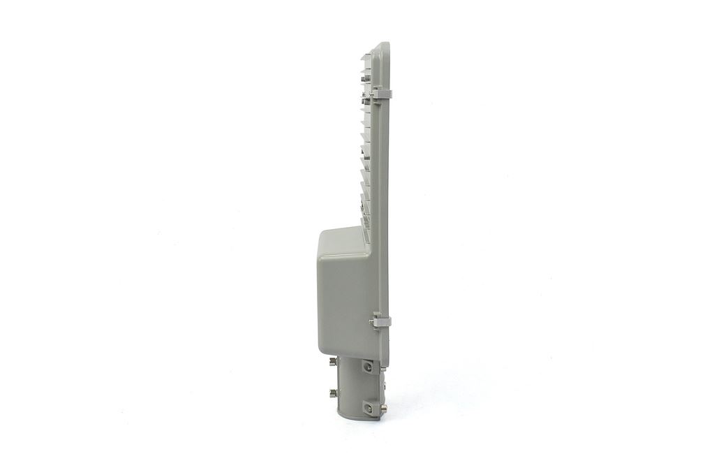 Đèn đường năng lượng mặt trời nhôm SUNTEK RD-400 Màu Đen
