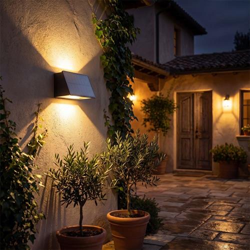 Đèn hắt tường năng lượng mặt trời Modi MD-SOLAR-W7005 WW Màu Đen