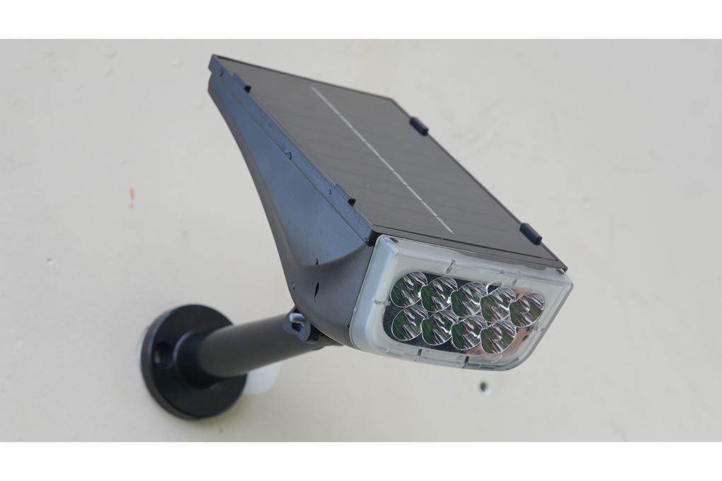 Đèn năng lượng mặt trời đa năng Modi MD-SSL-02 WW Màu Đen