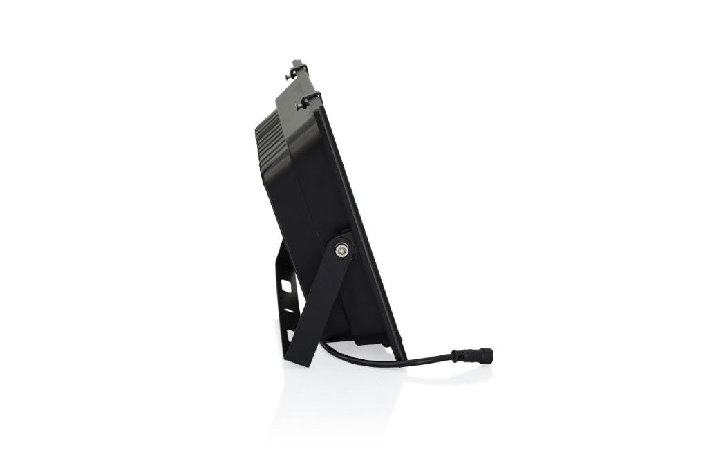 Đèn pha năng lượng mặt trời SUNTEK RPA-200W Màu Đen