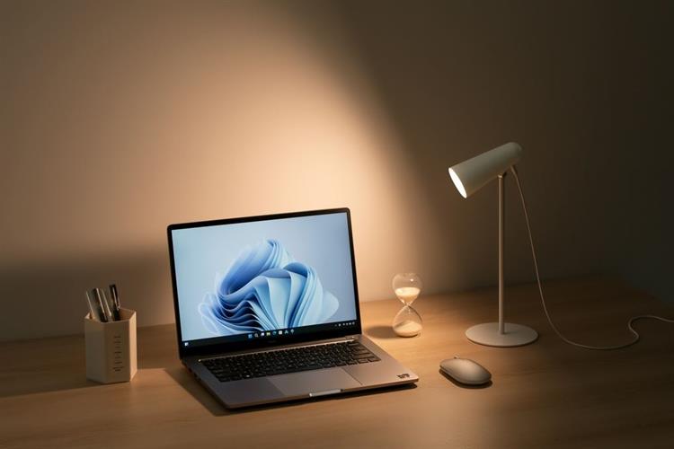 Đèn bàn Led thông minh Xiaomi Flexible Rechargeable Lamp Màu Trắng