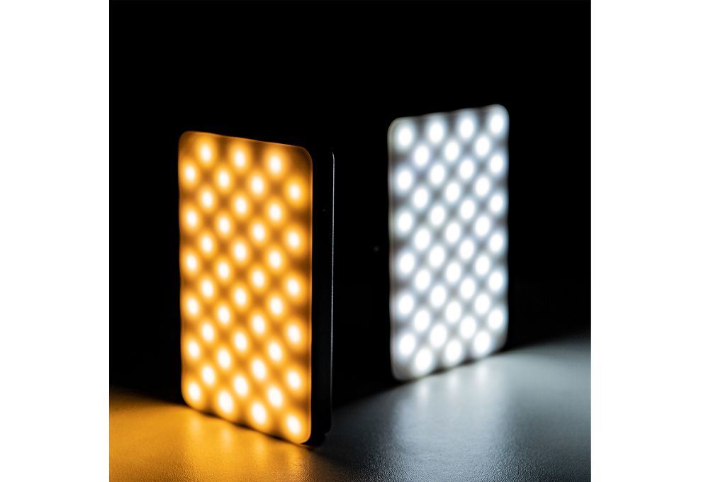 Đèn Livestream LED RGB Full Color 120 Bóng 5W 3100mAh Ulanzi VL120RG Màu Đen