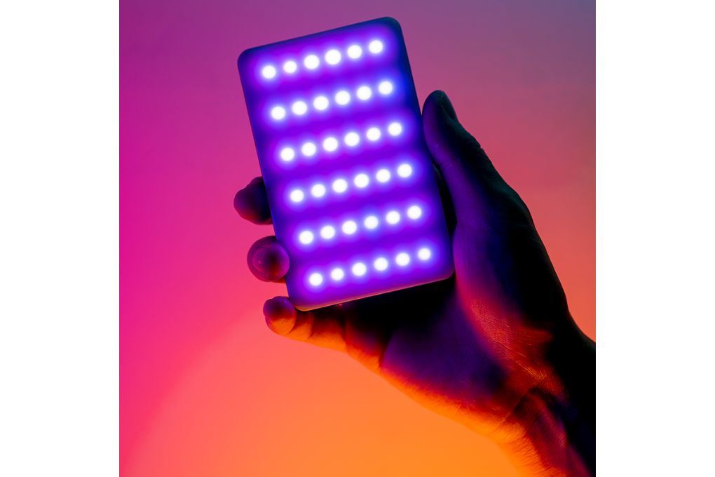 Đèn Livestream LED RGB Full Color 120 Bóng 5W 3100mAh Ulanzi VL120RG Màu Đen