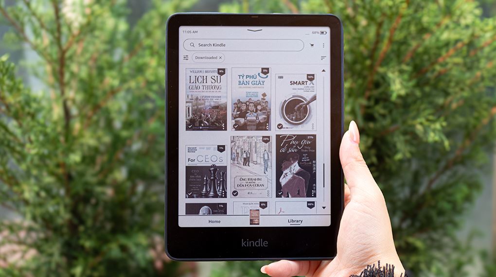 Đèn nền tự động cùng Warm Light giúp Kindle Colorsoft Signature đọc thoải mái mọi điều kiện