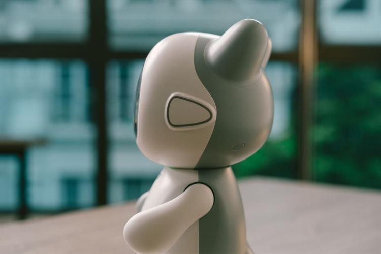 Robot thông minh học tiếng anh Pika PK01 Màu Trắng - Xám