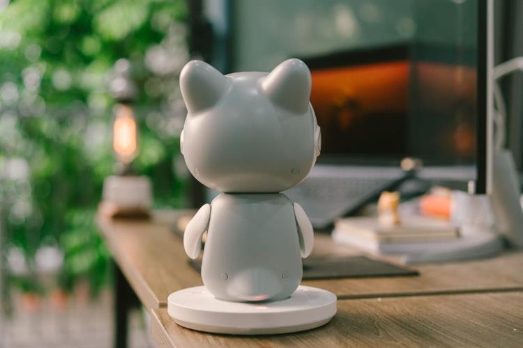 Robot thông minh học tiếng anh Pika PK01 Màu Trắng - Xám
