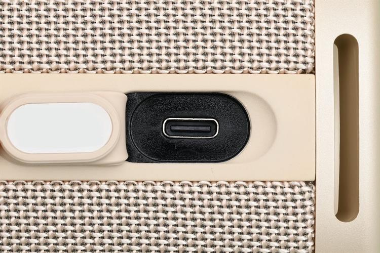 Loa Bluetooth Xiaomi Sound Outdoor Màu Vàng