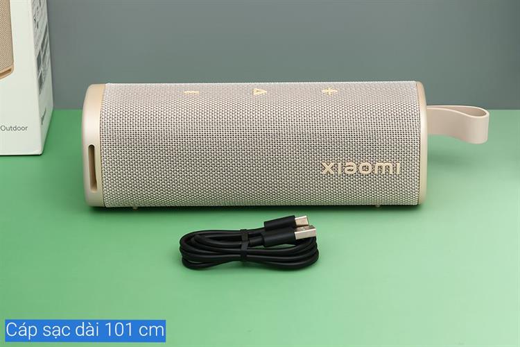 Loa Bluetooth Xiaomi Sound Outdoor Màu Vàng