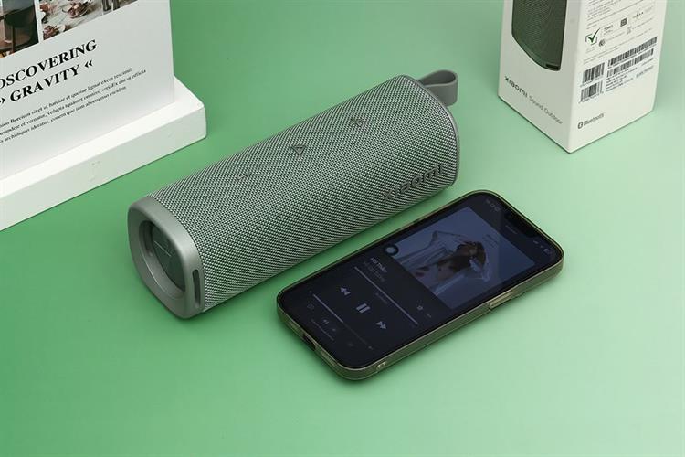 Loa Bluetooth Xiaomi Sound Outdoor Màu Xanh lá