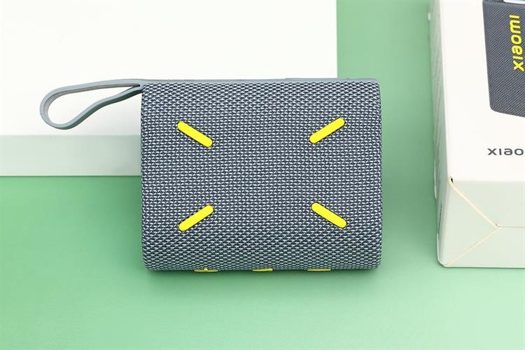 Loa Bluetooth Xiaomi Sound Pocket Màu Xanh Dương - Xám