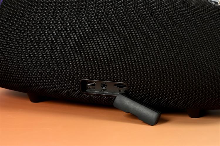 Loa Bluetooth Sounarc R2 Portable Speaker Màu Đen