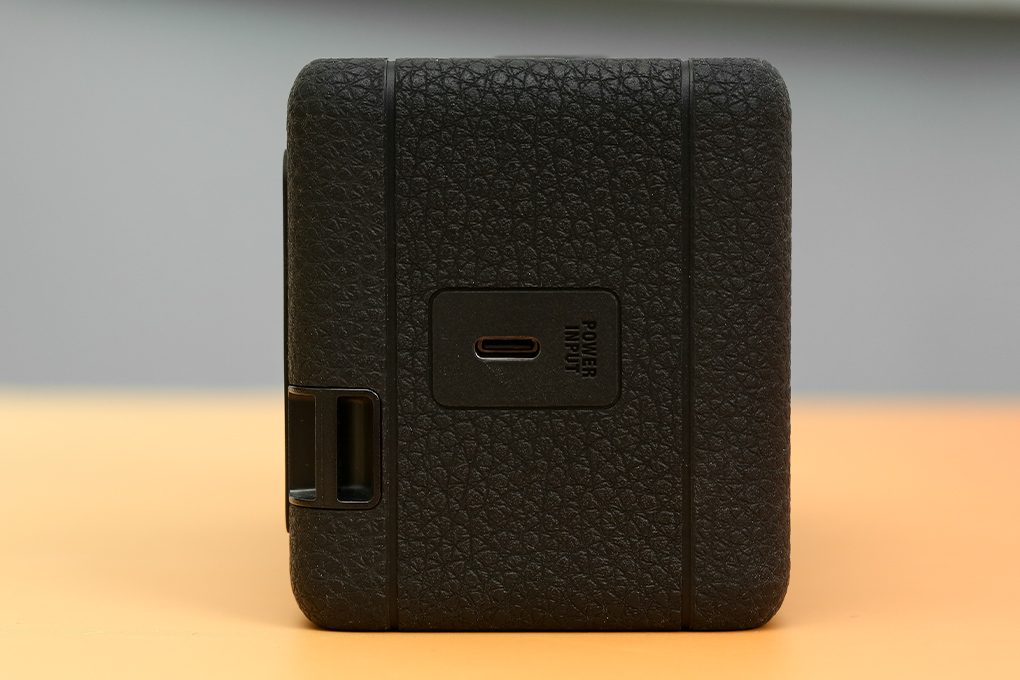 Loa Bluetooth Marshall Emberton III Màu Đen