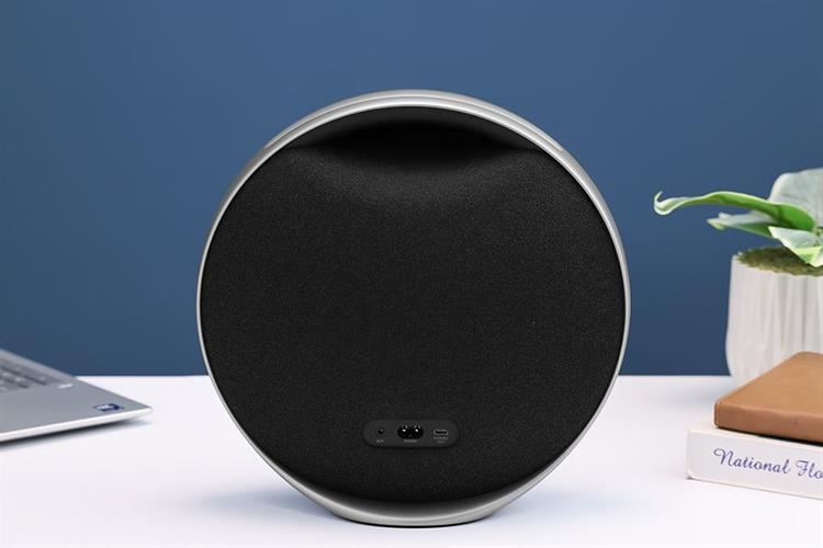 Loa Bluetooth Harman Kardon Onyx Studio 9 Màu Đen