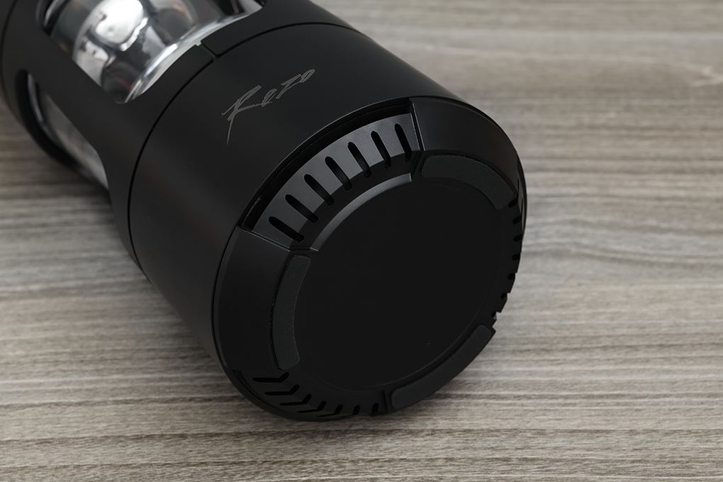 Loa Bluetooth Rezo LightCamp Màu Đen