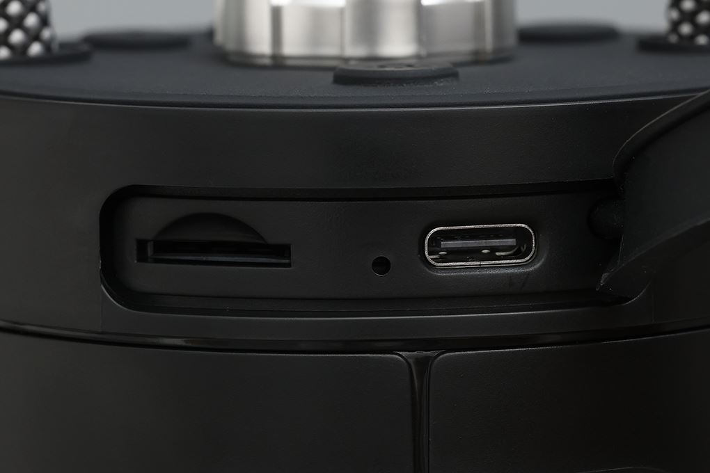 Loa Bluetooth Rezo LightCamp Màu Đen