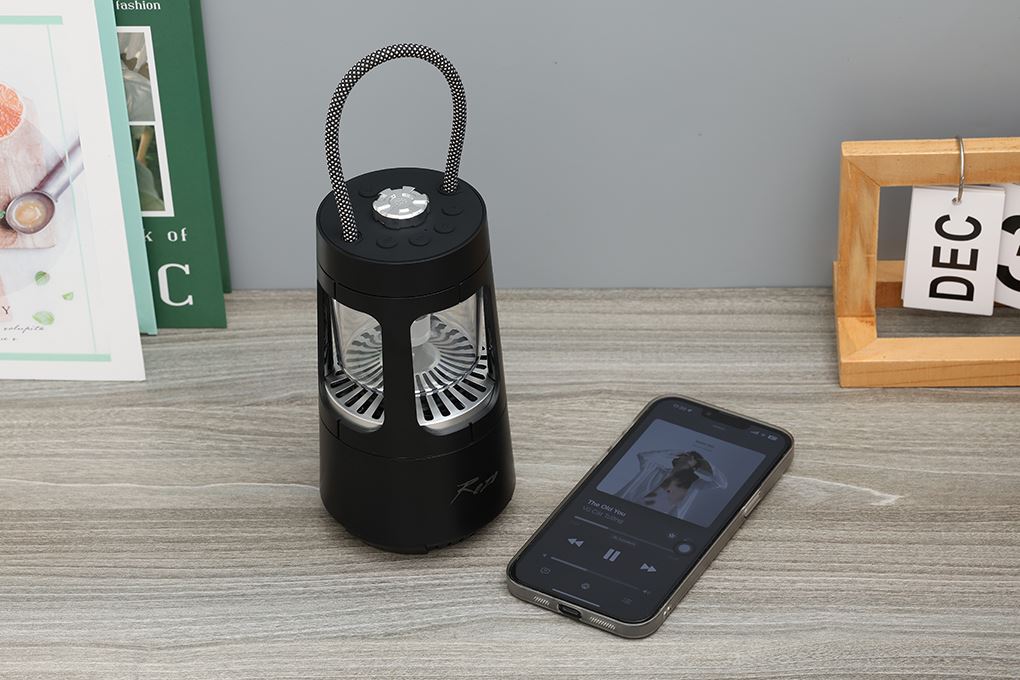 Loa Bluetooth Rezo LightCamp Màu Đen