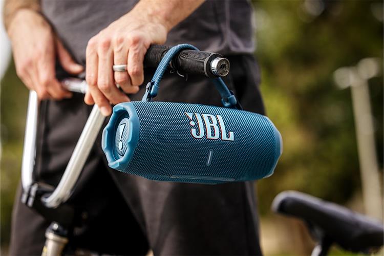 Loa Bluetooth JBL Charge 6 Màu Xanh Dương