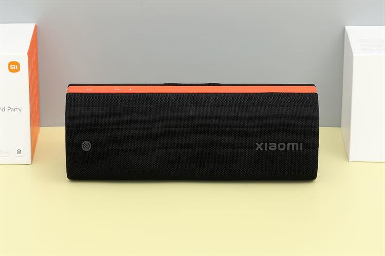 Loa Bluetooth Xiaomi Sound Party Màu Đen