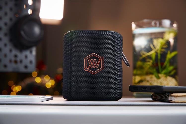 Loa Bluetooth Alpha Works AW- SONIK Màu Đen