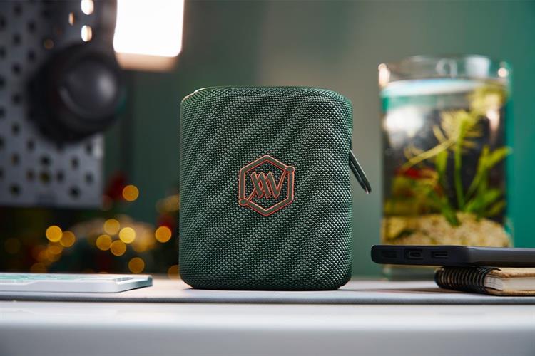 Loa Bluetooth Alpha Works AW- SONIK Màu Xanh dương - Xanh lá