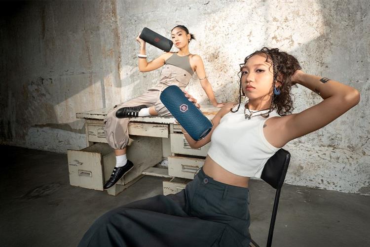 Loa Bluetooth Alpha Works AW-IKON10 Màu Đen