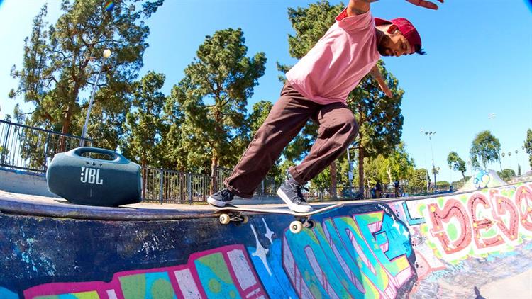 Loa Bluetooth JBL Boombox 4 Màu Xanh Dương