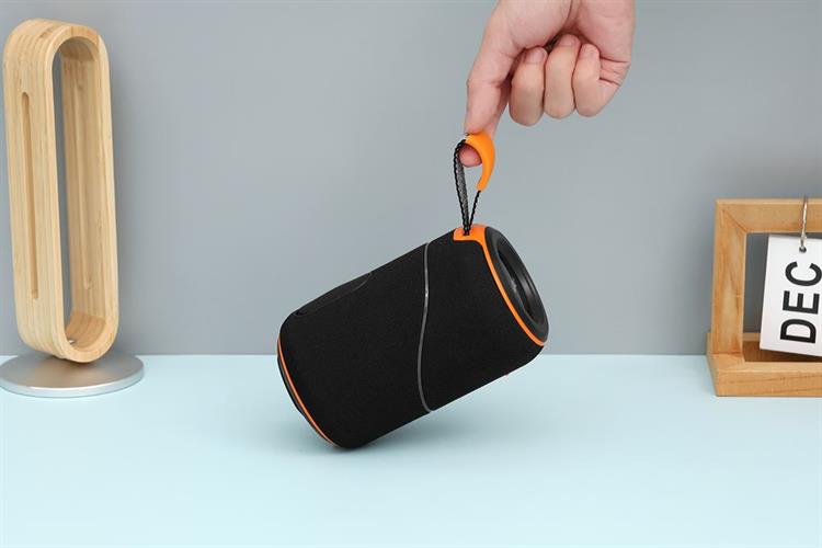 Loa Bluetooth AVA+ Freego F60 Màu Đen