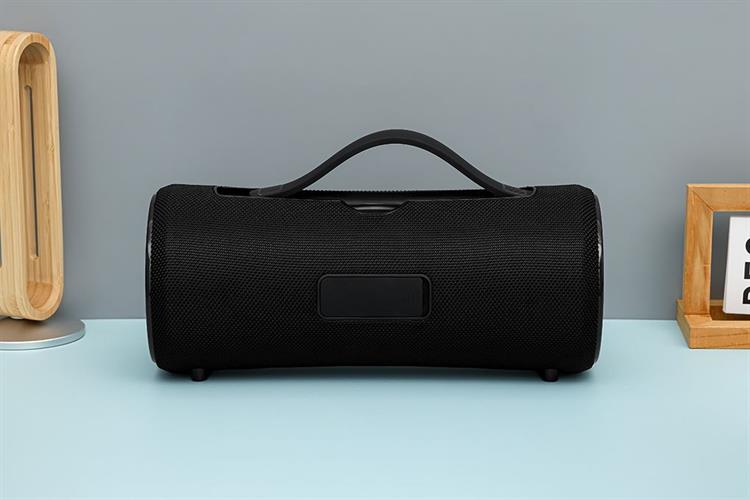 Loa Bluetooth Rezo BoomBass Màu Đen