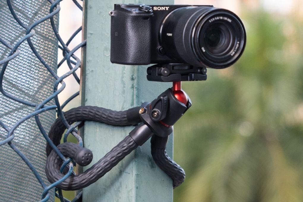 Chân Tripod Bạch Tuộc 32cm Ulanzi MT33 Màu Đen