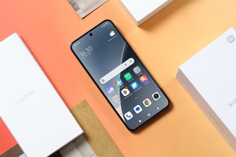 Điện thoại Xiaomi 15 5G 12GB/512GB Màu Đen