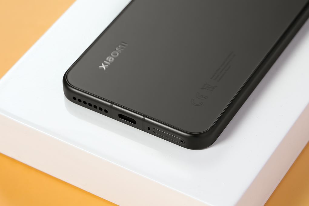 Điện thoại Xiaomi 15 5G 12GB/512GB Màu Đen