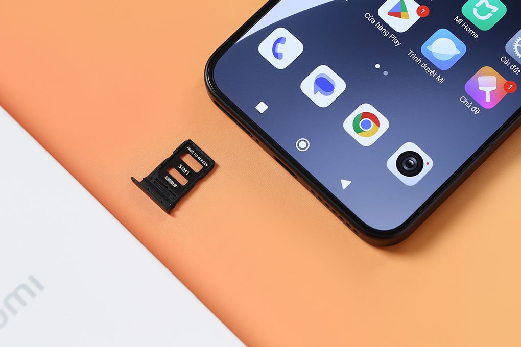 Điện thoại Xiaomi 15 5G 12GB/512GB Màu Đen