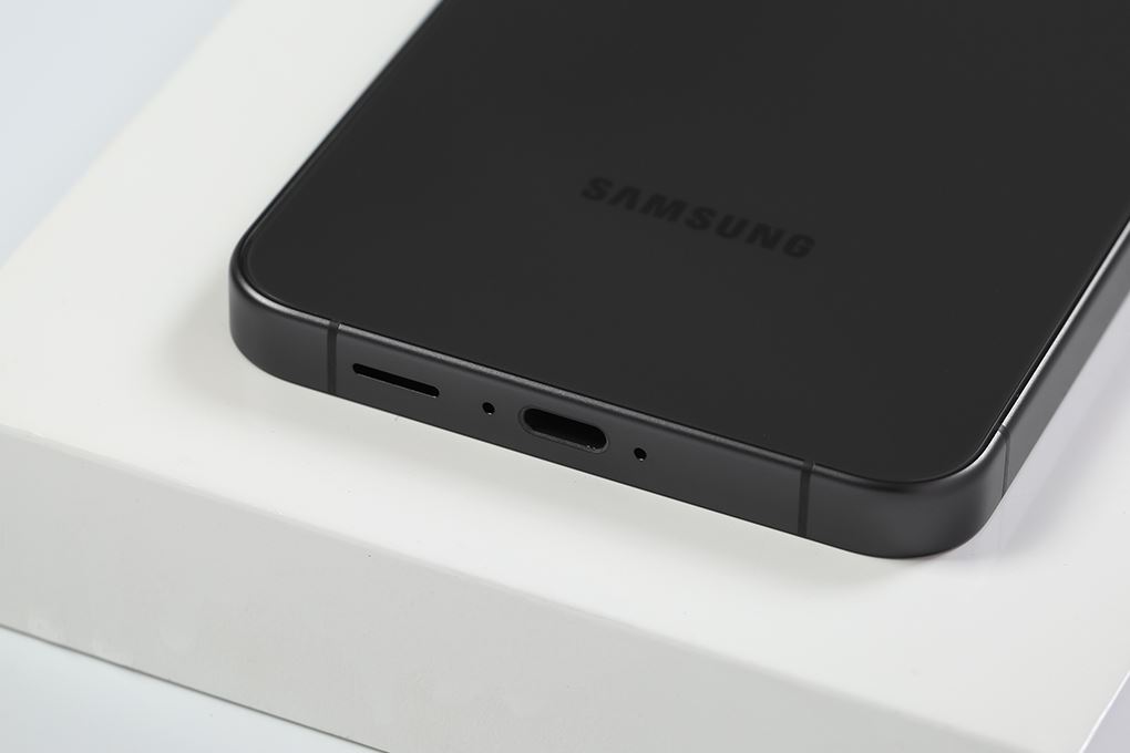 Samsung Galaxy S24 FE 5G 8GB/128GB - 47
