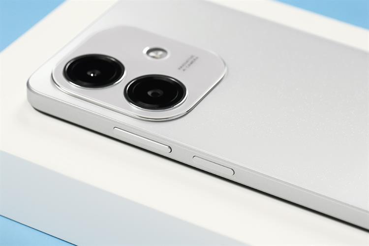 Điện thoại OPPO A3 8GB/128GB Màu Trắng