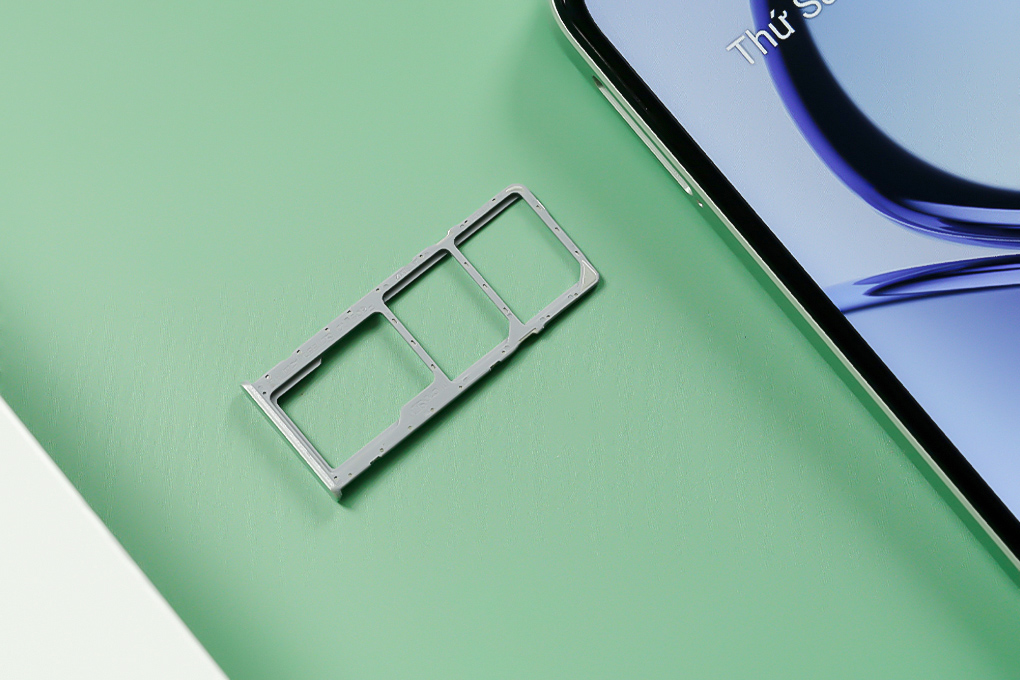 Điện thoại realme C65s 8GB/128GB Màu Xanh lá