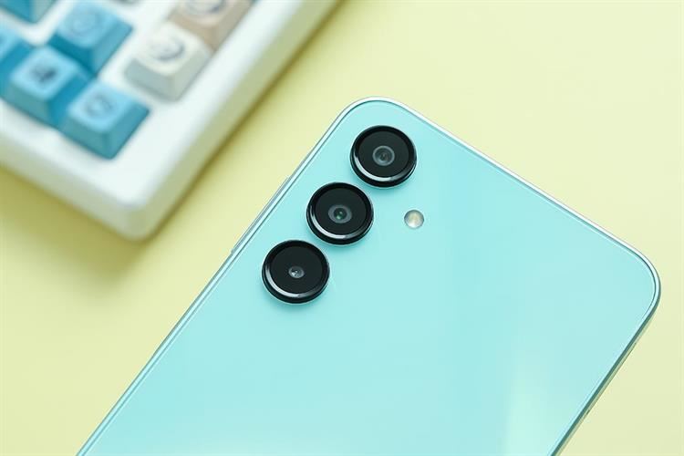 Điện thoại Samsung Galaxy A16 5G 8GB/256GB Màu Xanh lá